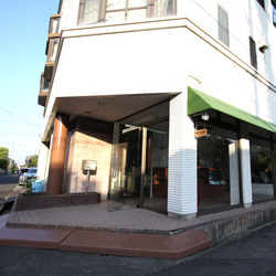 入船町 ヌフキャトルズ 新装工事