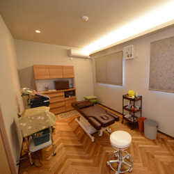 沖野上町 さくら鍼灸整骨院 新築工事(内装)