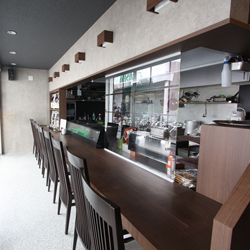 三之丸町　すえひろ（店内）