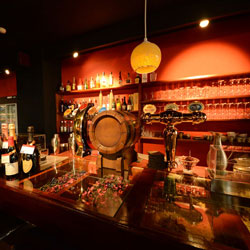 笠岡町 肉料理 ズシオ 新装工事（内装）