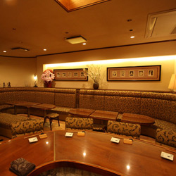 昭和町　ファンタジー新装工事（店内）