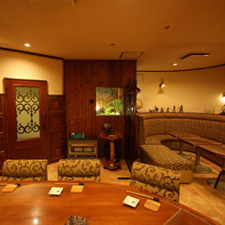 昭和町　ファンタジー新装工事（店内）