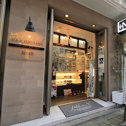 元町　プラスエヌ新装工事