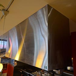 笠岡町 肉料理 ズシオ 新装工事（排気ダクト）